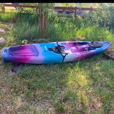 Colorful Recreational Kayak - Used, Great Condition