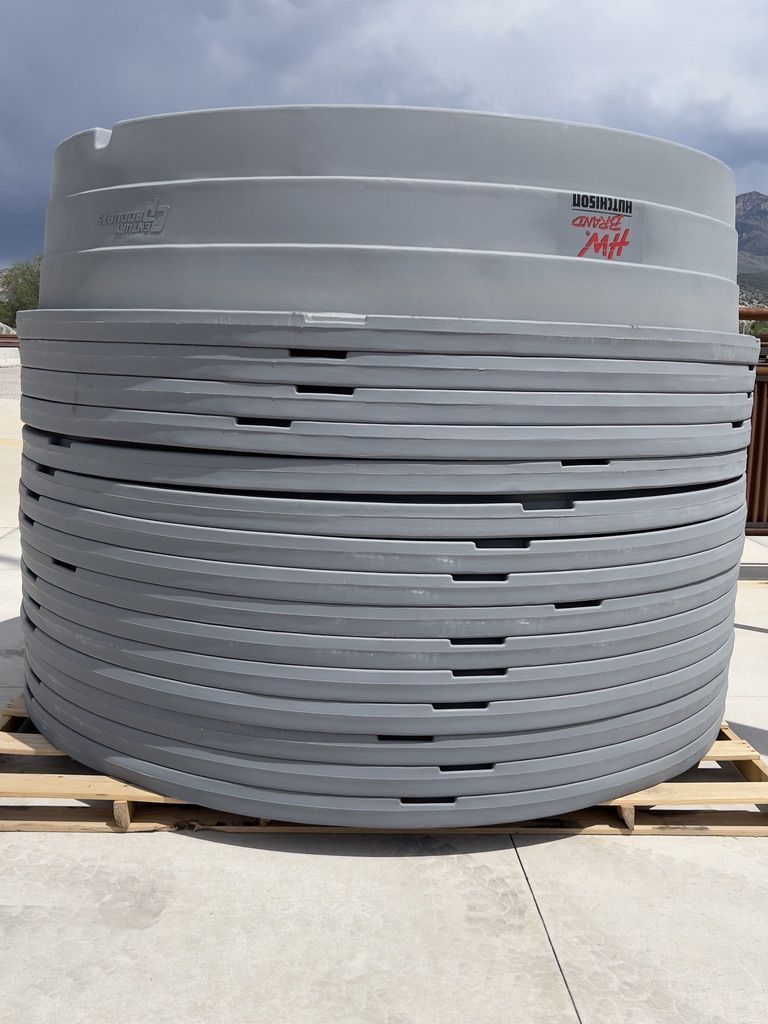 9' Poly Stock Tank