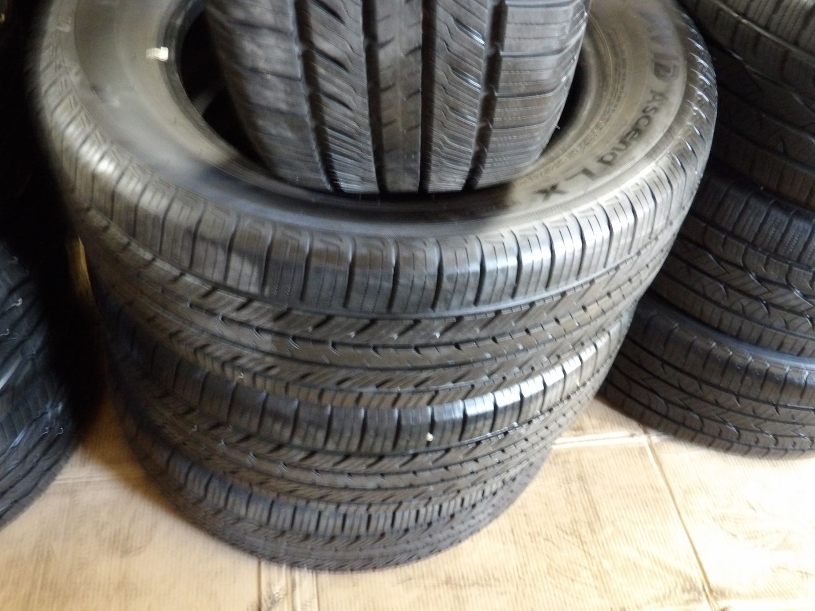 225/60R17 YOKOHAMA AVID ASCEND LX SET OF USED TIRES