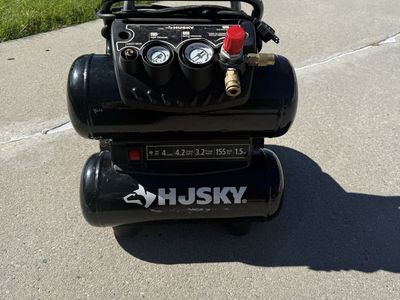 Husky 4 Gallon Portable Electric Air Compressor