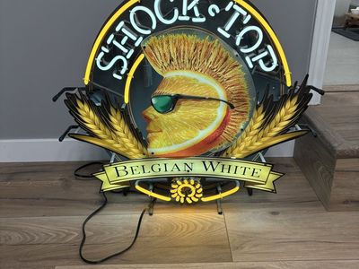 Shock Top neon sign