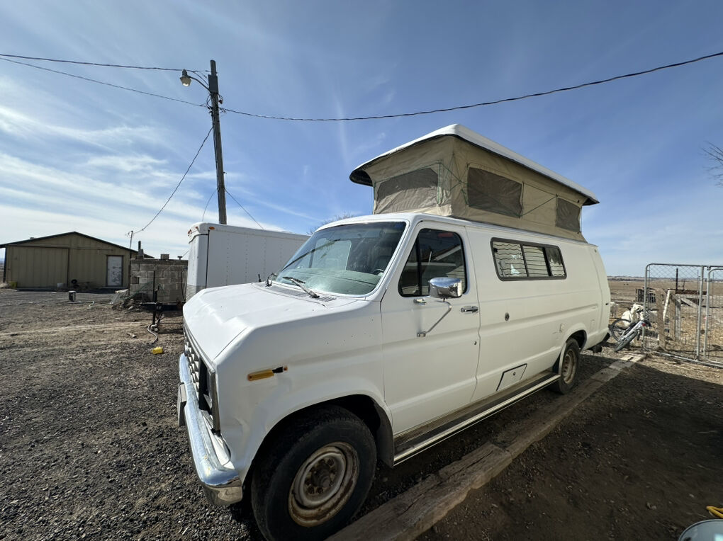 1988 Ford E-250 and Econoline 250 