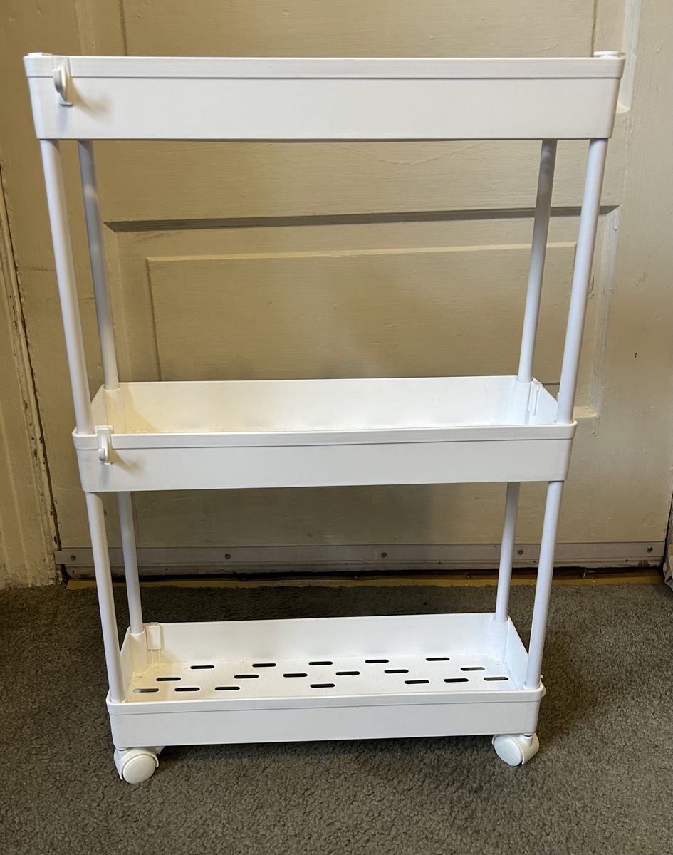 Basil supply rolling cart