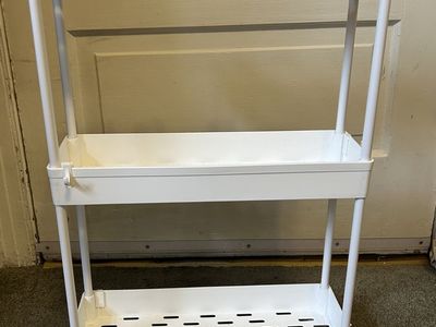 Basil supply rolling cart