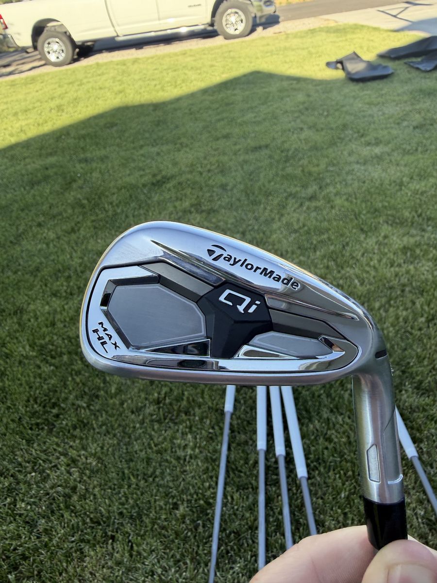 Taylormade QI irons (woman)