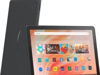 Amazon Fire HD 10 13th Gen (2023) 10.1" Tablet 32GB Black with Case