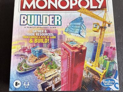 Monopoly builder board game
