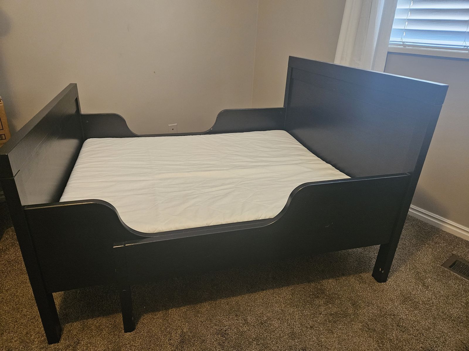 Ikea extendable toddler bed