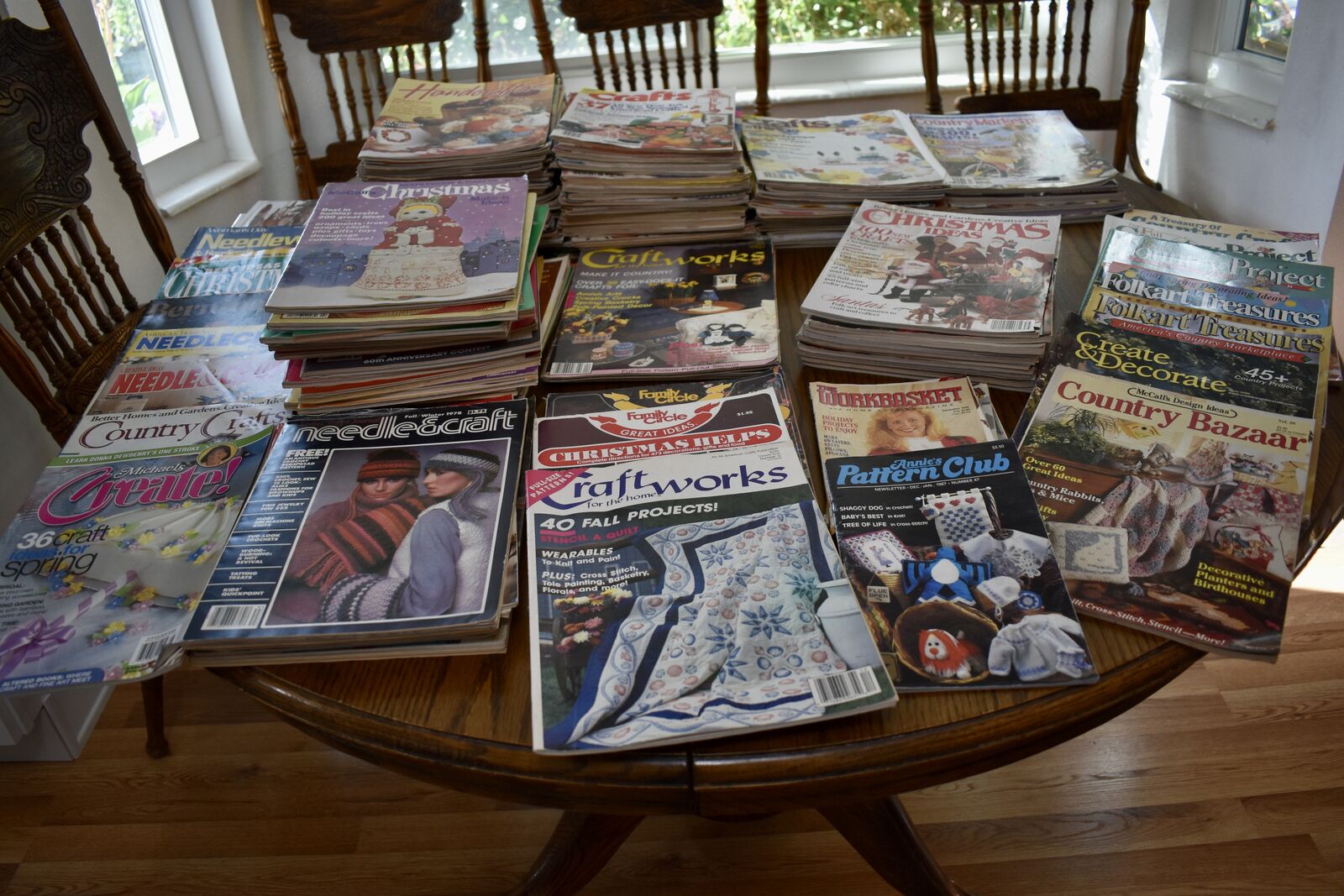 Several Assorted Vintage Craft Magazines With Lots Of Fun Patterns And Ideas For Fun Things To Make / Create