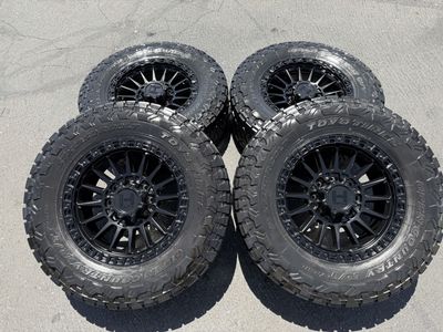 37x12.50r20 Toyo RT Trail Black Hostile H137 Battle 8x170 Ford F250 F350 Superduty Powerstroke Wheels and Tires 8 lug