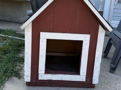 Dog House medium size