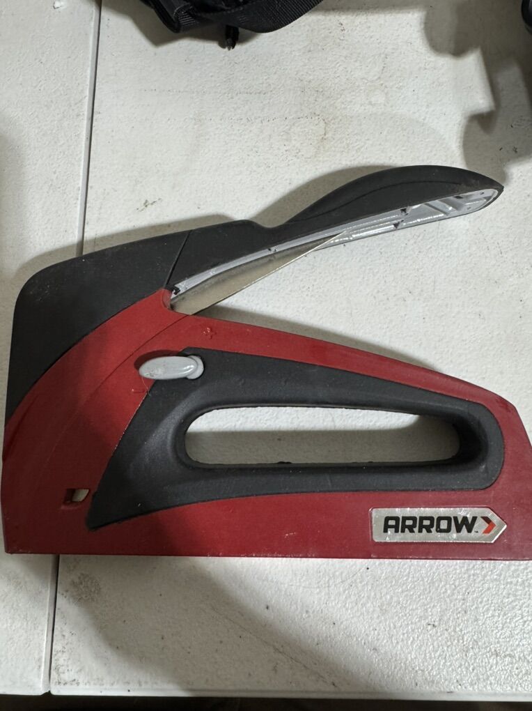 Arrow T50RED Staple/nail Gun