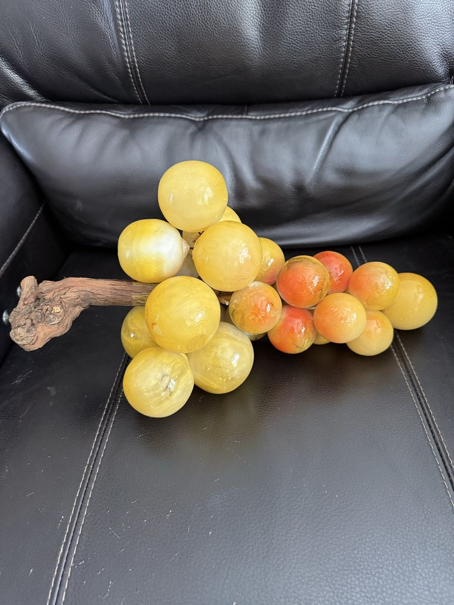 Vintage Alabaster Stone Fruit Grape Cluster Sculpture Home Decor
