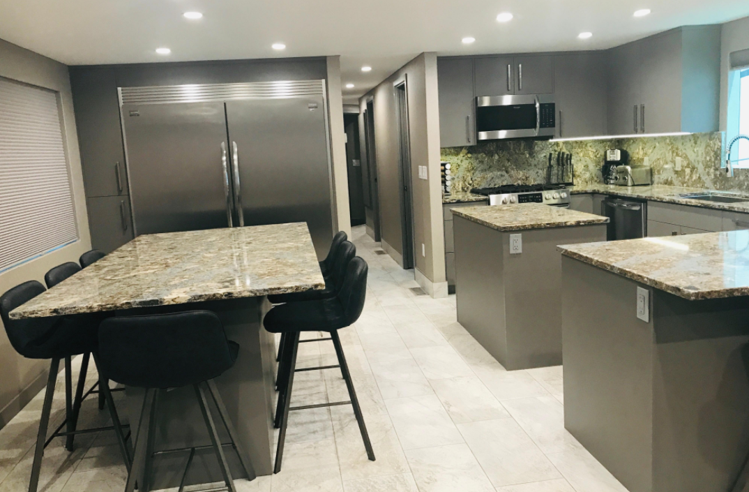 Main image 3