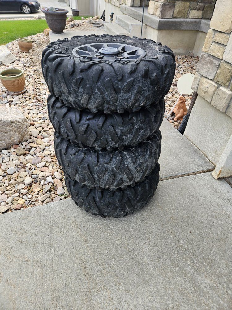Polaris rzr wheels and tires 