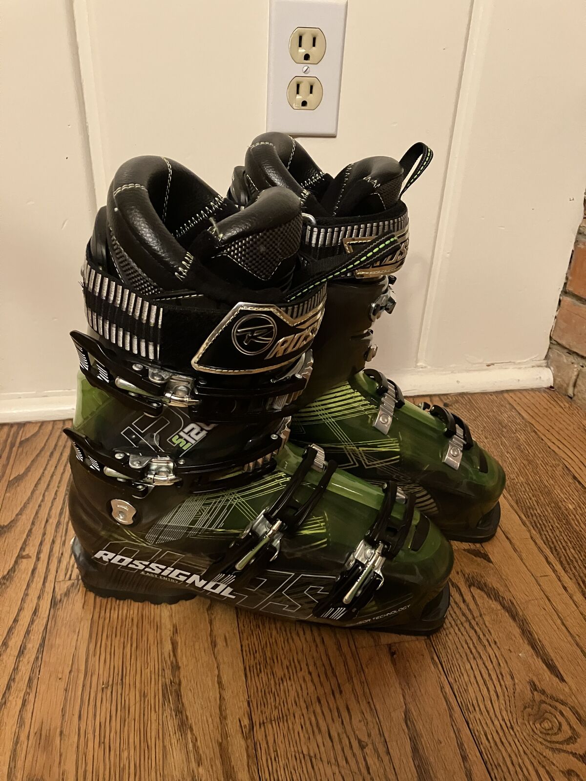 Rossignol Alias S120 ski boots size 25.5