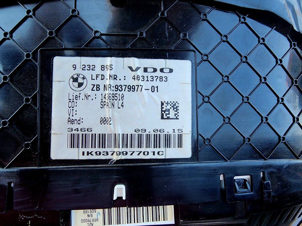 Main image 3