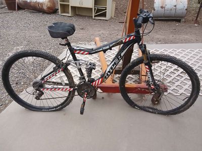 Shimano Tourney Aluminum Hyper Explorer 29"