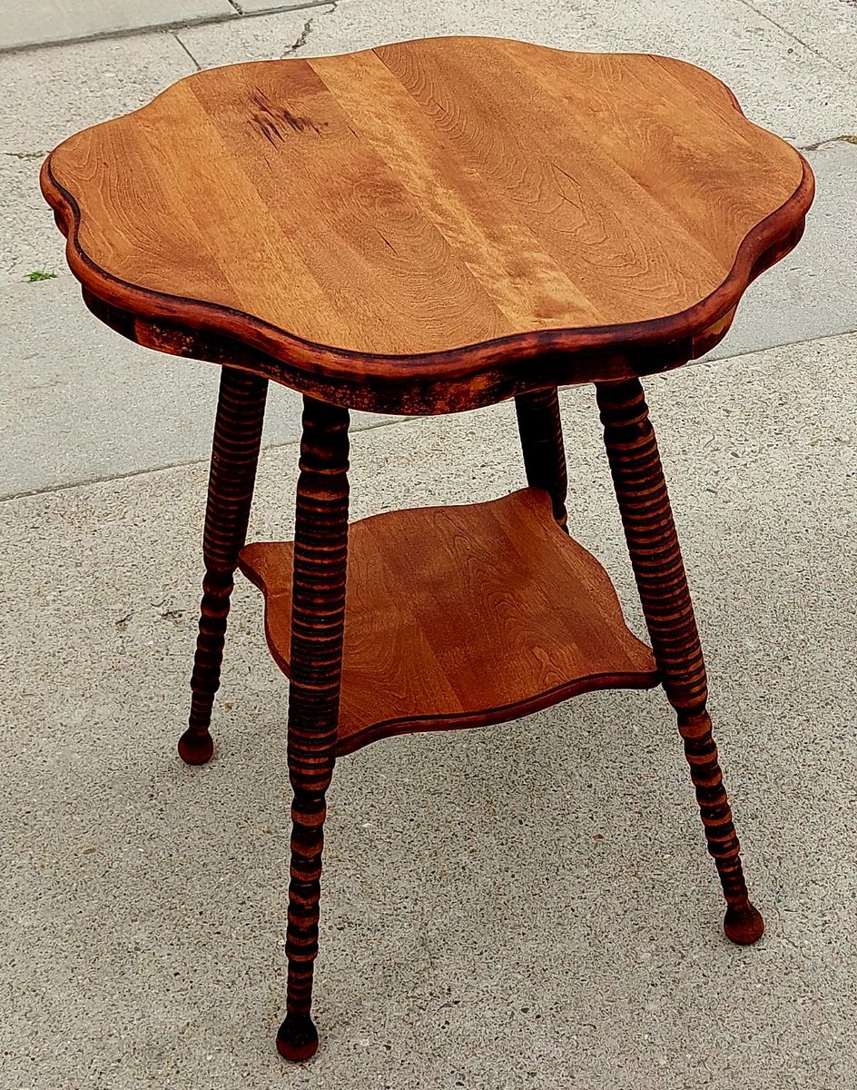 Antique Spool Leg Parlor Table