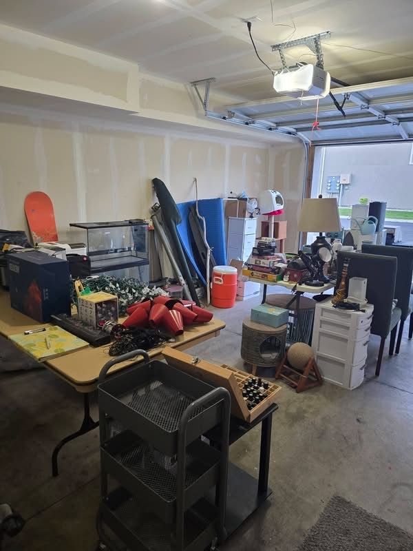 Main image 6
