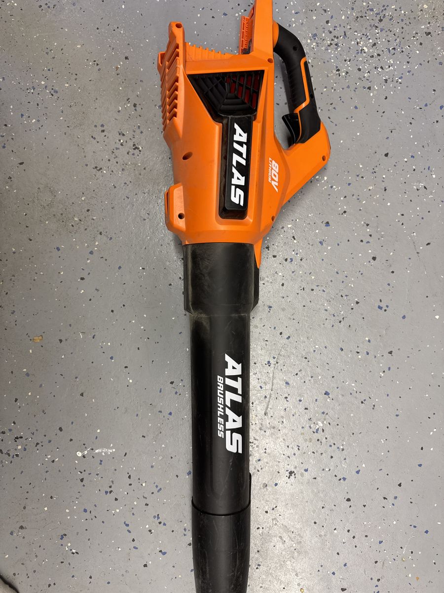 Atlas Leaf Blower