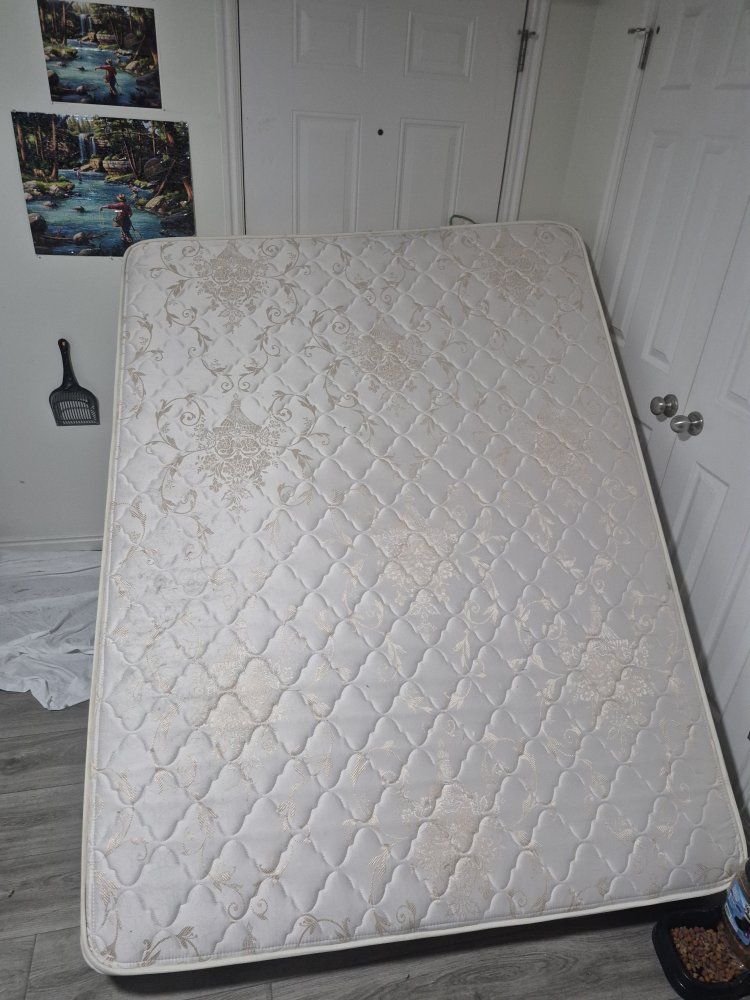 queen size mattress
