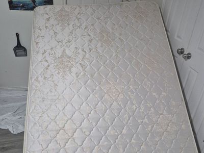 queen size mattress