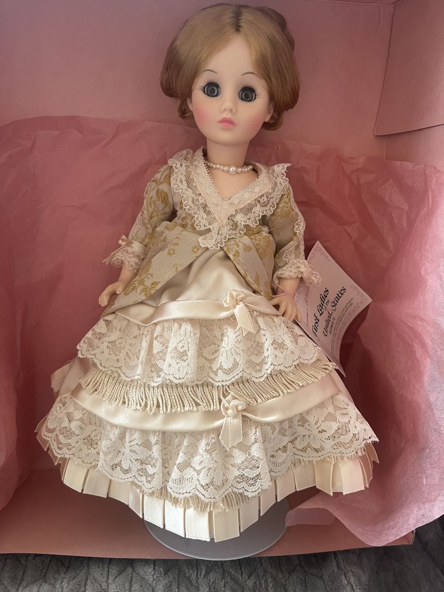 Lucy Webb Hayes, Madame Alexander Dolls First Ladies of the USA