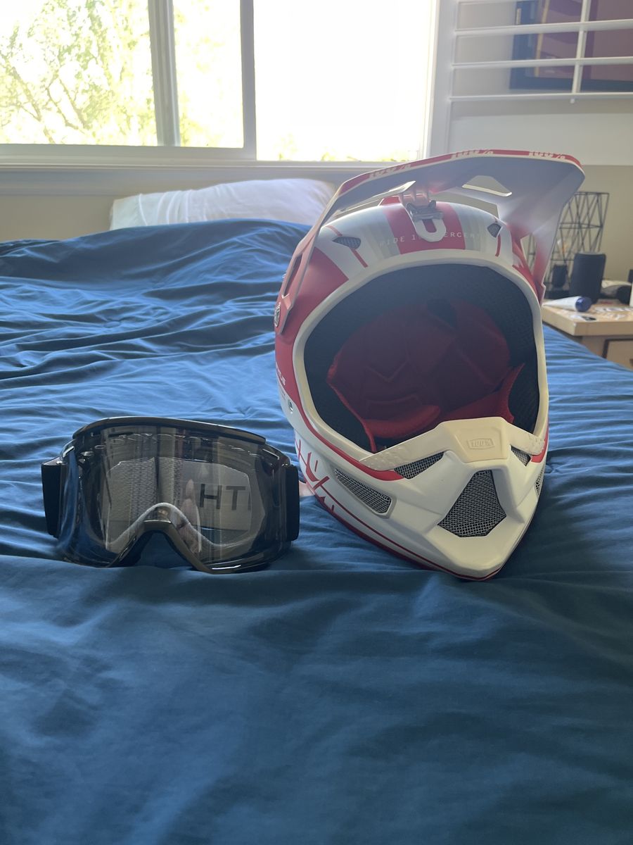 100% Status Downhill/BMX Bike helmet