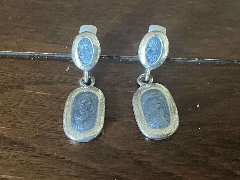 Clip On Earrings Silver Tone W/ Blue Swirl Stones
