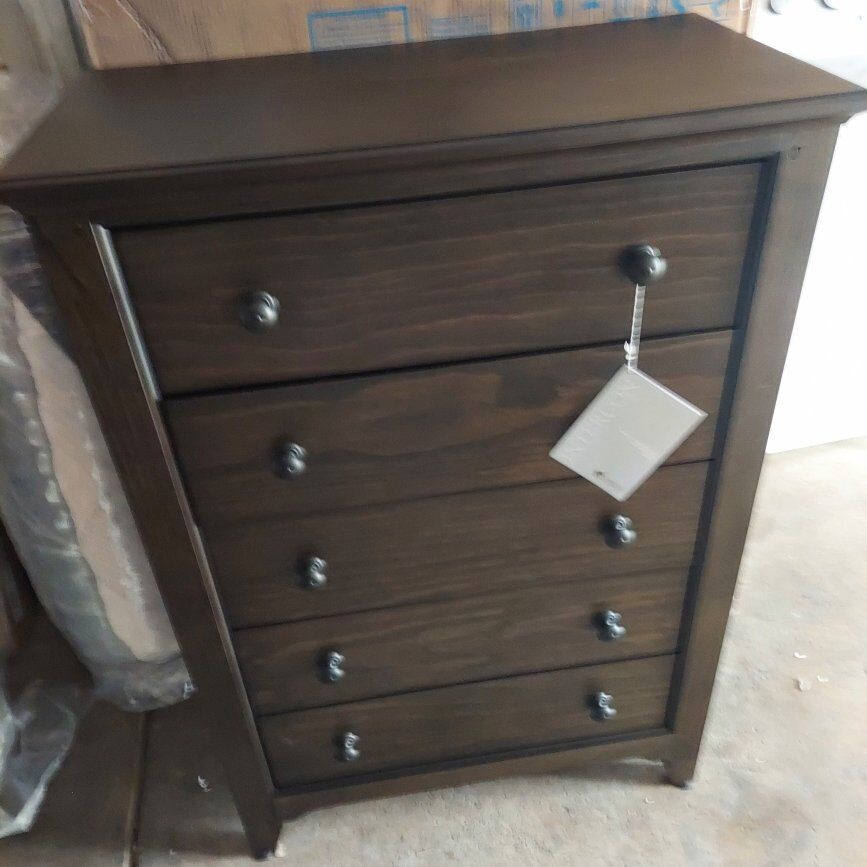 5 Drawer Dresser