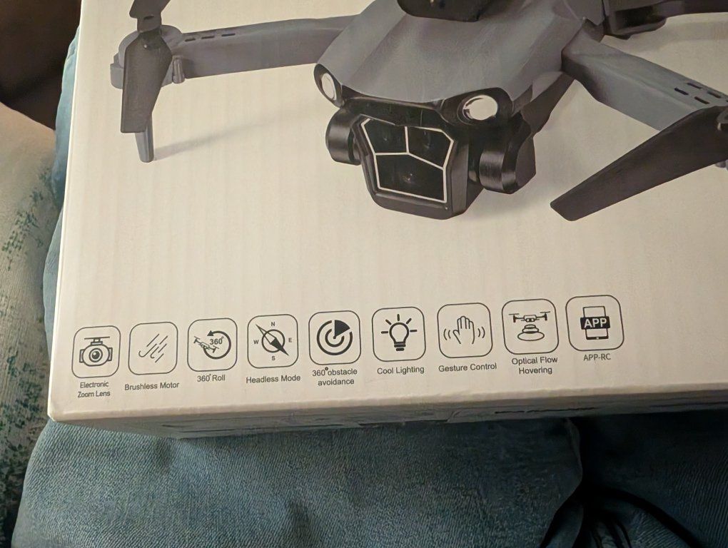 Main image 3