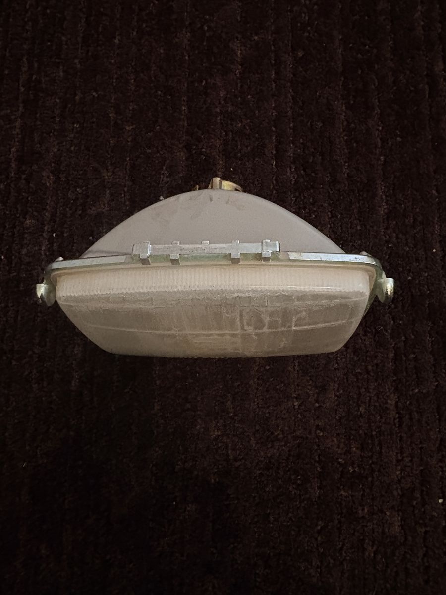 Main image 3