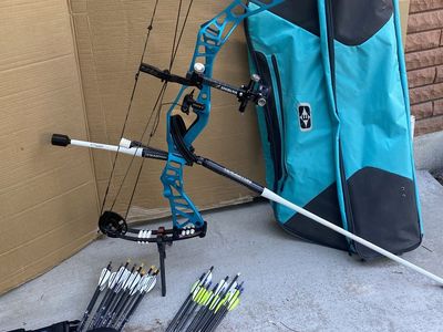 Hoyt Hyper Edge Target Bow