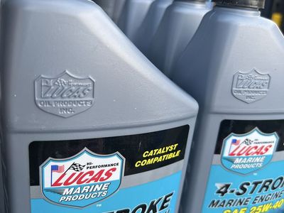 Lucas Oil SAE 25W-40 4-Stroke Marine Engine Oil - 8 Quarts