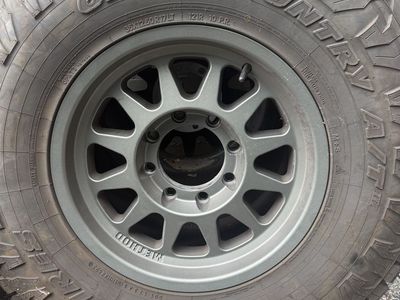 Ford SuperDuty- Toyo AT3 35in on Method Bead grip
