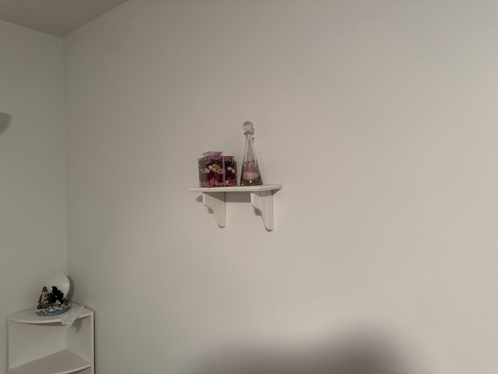 Main image 9