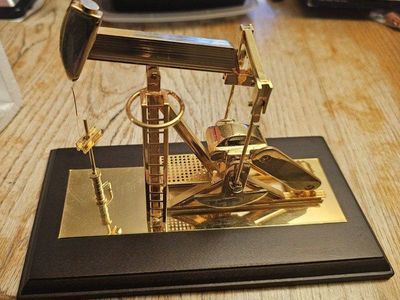 Vintage Enesco Gold Plated Solid Brass Oil Derrick Desk Decor - Model VT-101