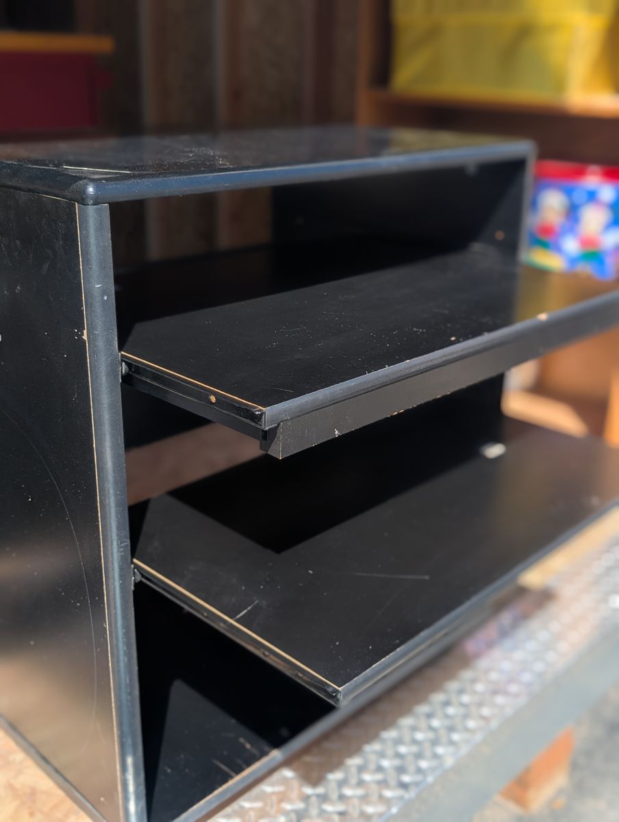Computer desk 