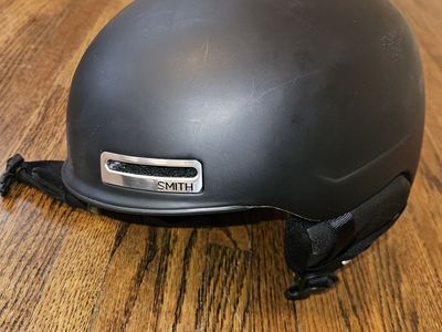$50 OBO - Smith Maze Helmet w/ MIPS