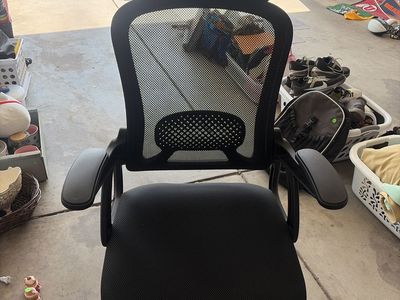 Black High-Back Mesh Ergonomic Office Gaming Chair - Great Condition