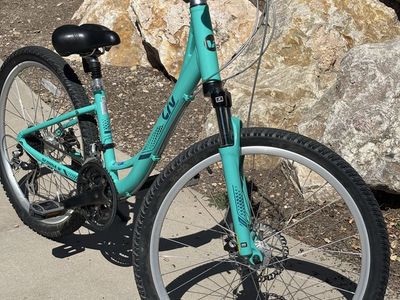 XS Liv Sedona Comfort Bike