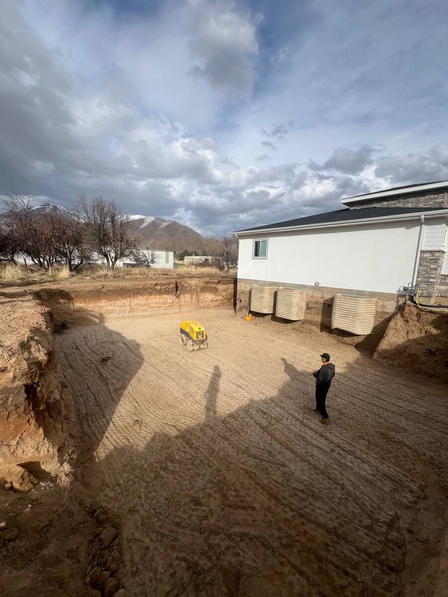 Professional Excavation | Custom Sprinkler Installation | Land Clearing | Rock Walls | Grading | Trenching | Trampoline Pits