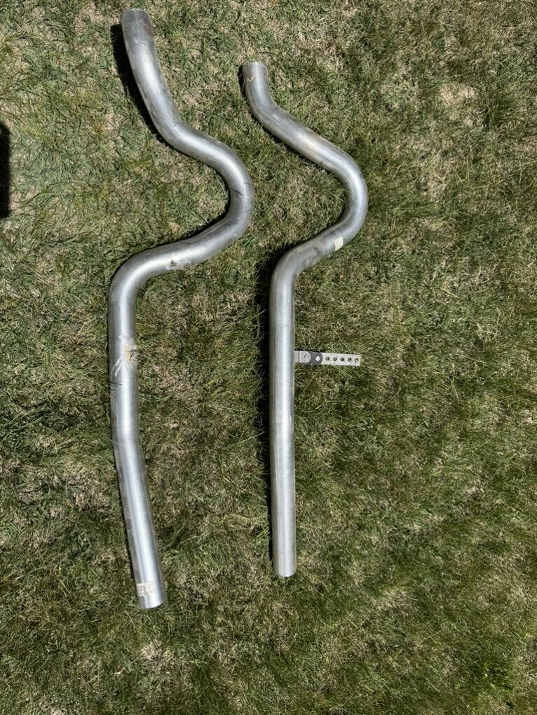 79-04 Mustang Tail Pipes Exhaust New 2.5in