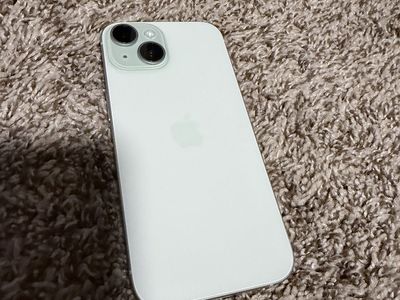 Apple iPhone 15 128GB – 98% Battery Health