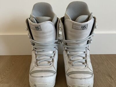 Burton Womens Snowboard Boots 9