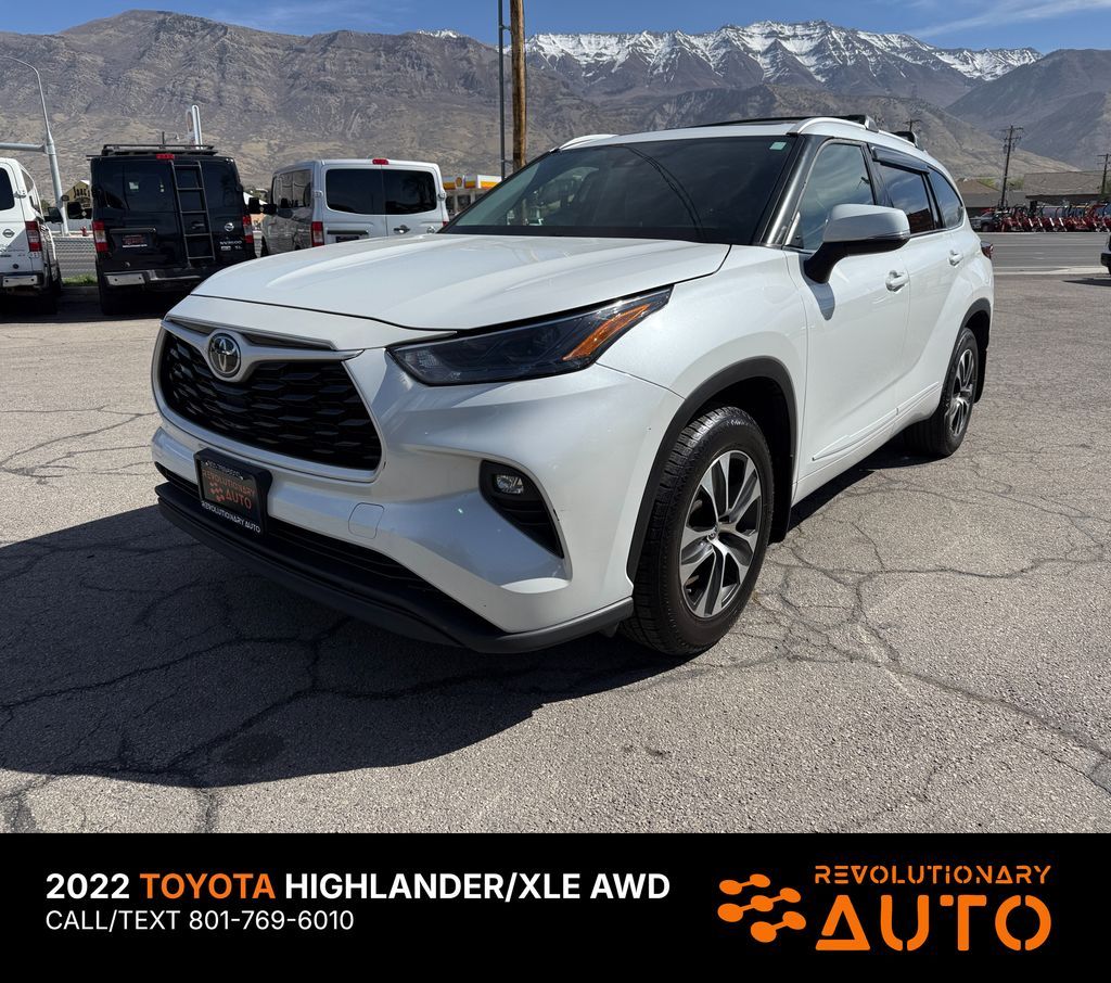 2022 Toyota Highlander XLE