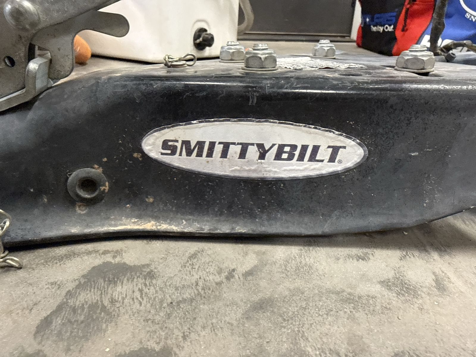 Smittybilt Universal Tow Bar with Safety Chains and Wiring