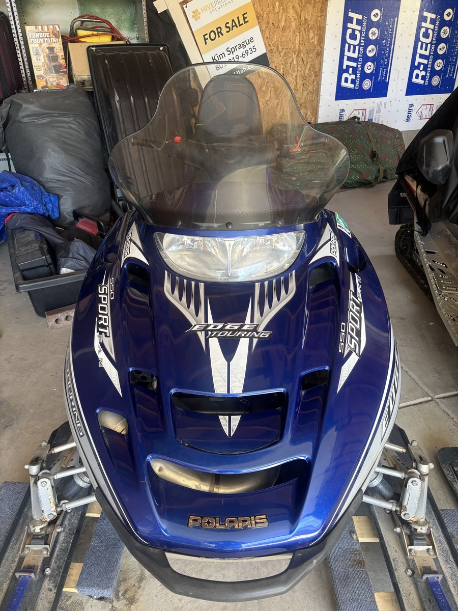 2004 Polaris 550 Fan Cooled Two-Up Snowmobile