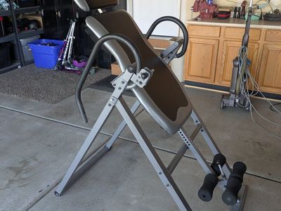 Elite fitness inversion table